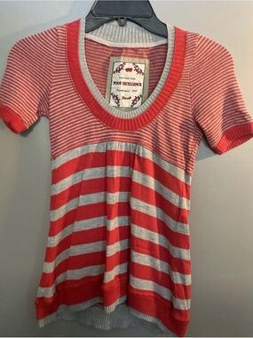 Poof Excellence Red and Gray Striped Short Sleeve Knit Top Size Small